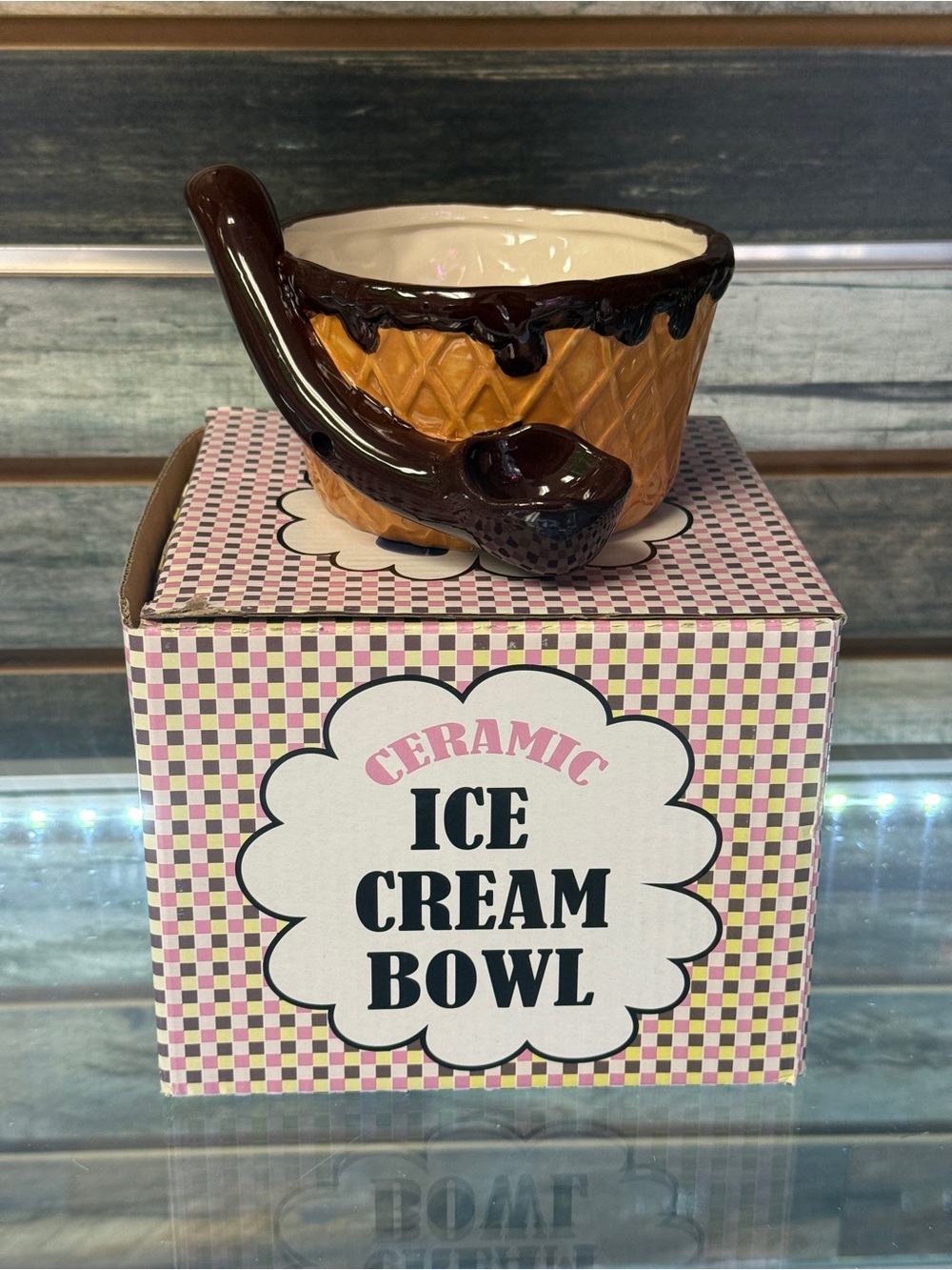 Ceramic Ice Cream Bowl with Chocolate Drip Design - Brown